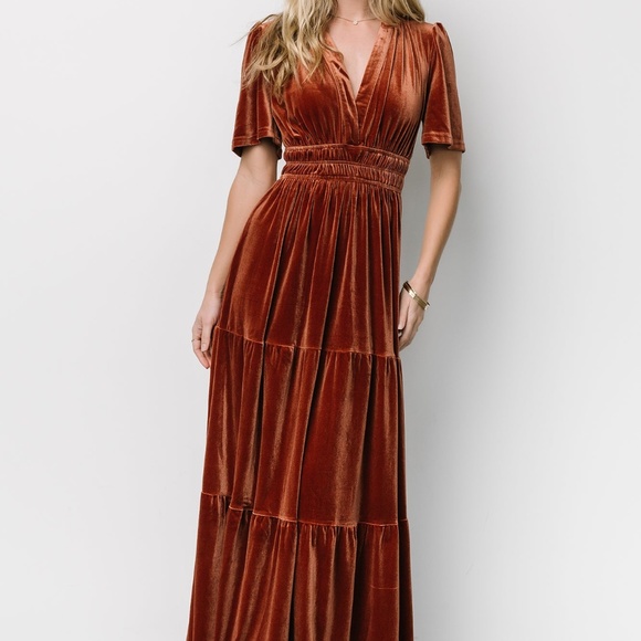 Baltic Born Artemis Velvet Maxi Dress | Dark Spice Size MM - Picture 2 of 5